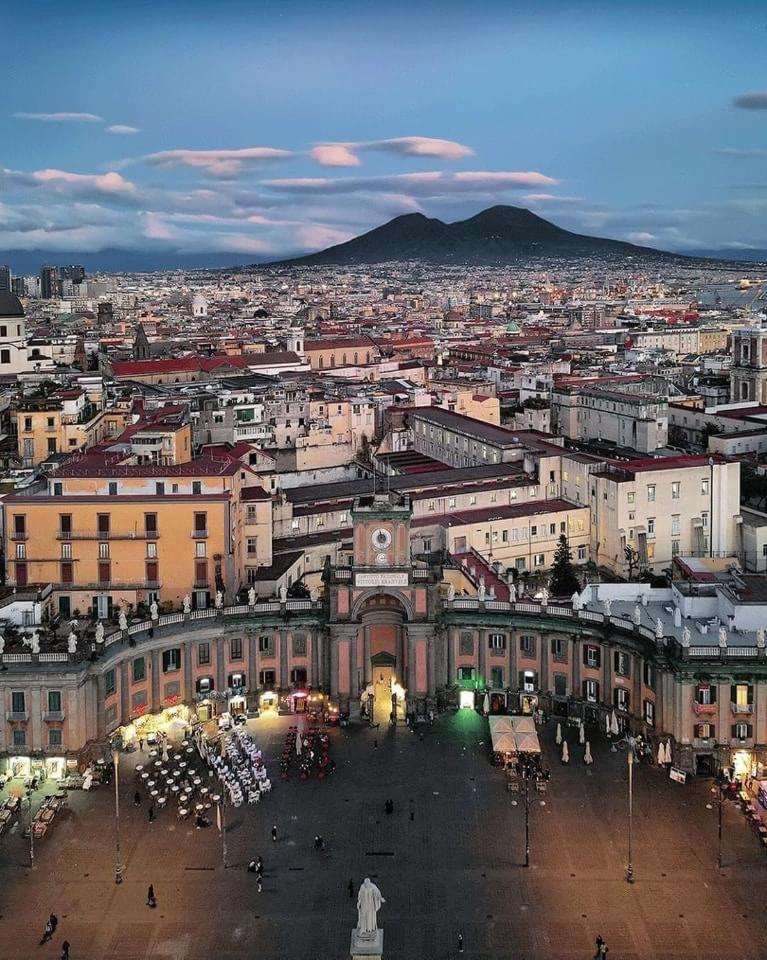 Spaccanapoli Top, Your House In The Old Town Apartment Exterior photo